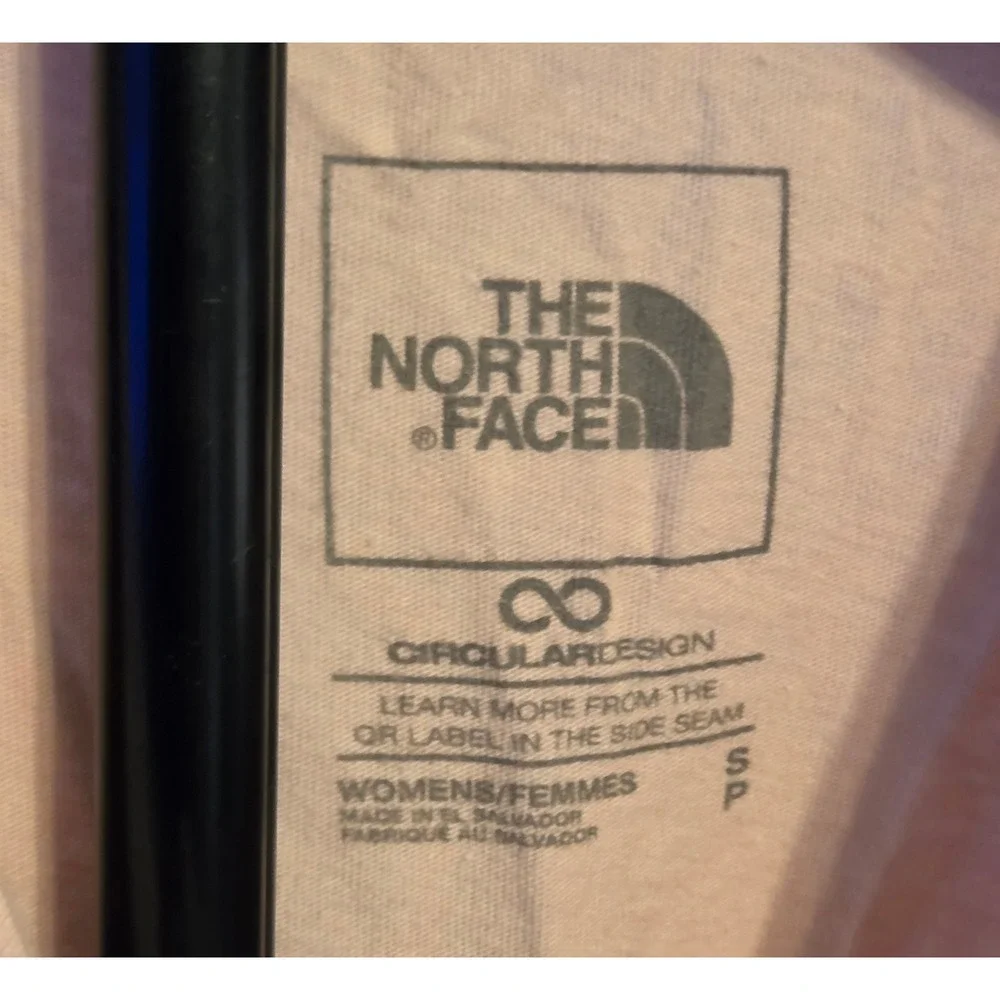 The North Face Acadia T-Shirt Womens Size Small Pink - Picture 2 of 6